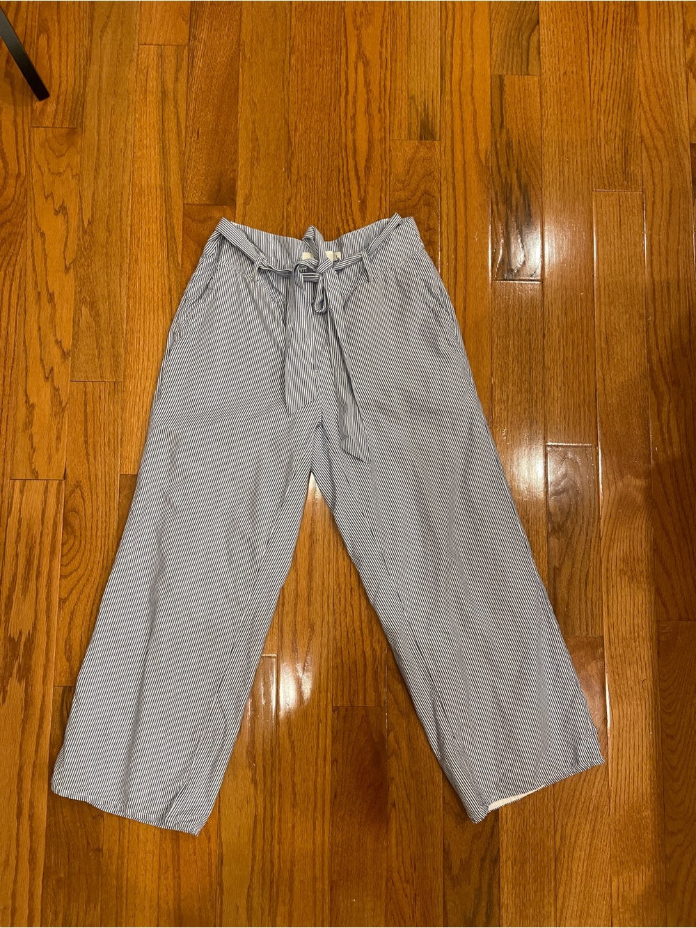Vineyard Vines Women's Seersucker Blue White Sandbar Stripe Pants Blue Coastal
